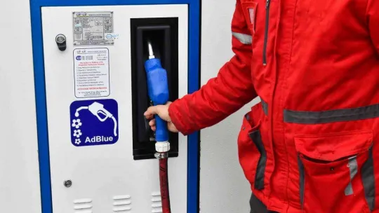 Dizel egzoz sıvısı 'Belblue' akaryakıt istasyonlarında satışta