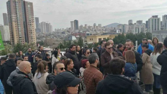 Doğa Koleji velileri 'okullarının depreme dayanıksız olduğu'nu iddia etti