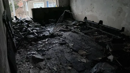 Doğalgaz patlamasında ağır yaralanan anne ile oğlu yaşam mücadelesini kaybetti