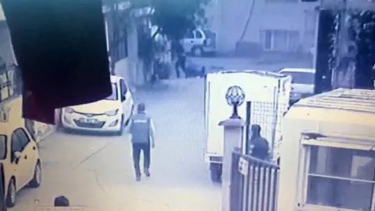 Doğalgaz sobasının bomba gibi patladığı anlar kameralarda