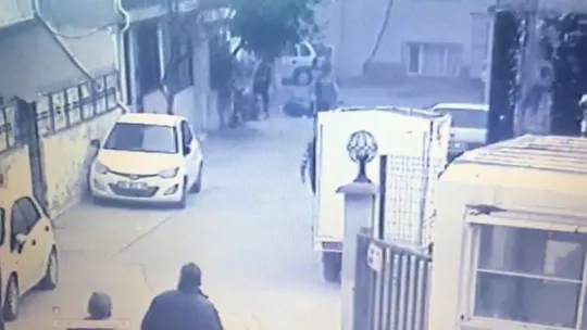 Doğalgaz sobasının bomba gibi patladığı anlar kameralarda