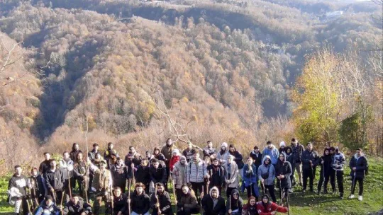 Doğançay'ın güzelliklerini kamp yaparak keşfettiler