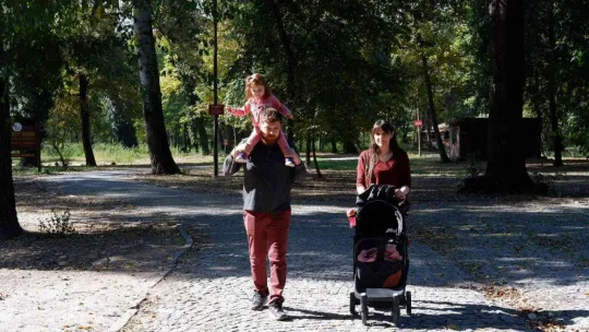 Doğu'da kar, Batı'da bahar, hem güneşin hem sonbaharın keyfini doyasıya yaşadılar