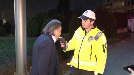 Doğum gününde alkolün dozunu kaçırınca ehliyetinden oldu