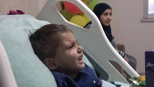 Doktorların umudunu kestiği küçük Mira, Türkiye'de sağlığına kavuştu