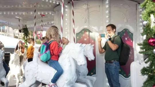 Doku Medical atlıkarınca ile çocukluğa dönüş