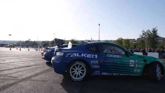 Drift gösterisi nefesleri kesti, heyecan dolu anlar FPV dron ile görüntülendi