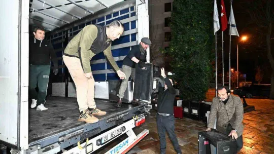 DTO yardım tırlarını yola çıkardı