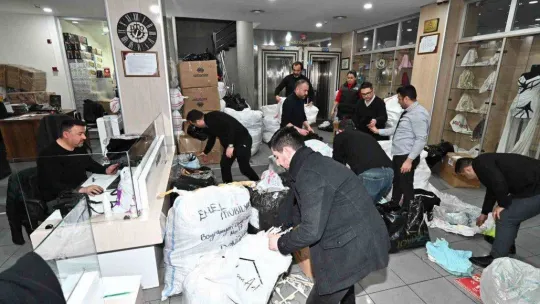 DTO yardım tırlarını yola çıkardı