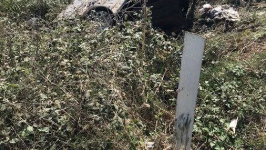 Düğün konvoyunda kaza: Otomobil şarampole uçtu