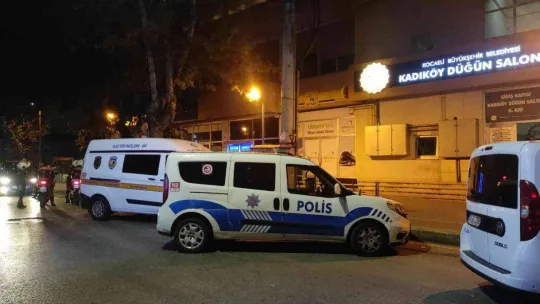 Düğünde yeğenine kurşun yağdırdı