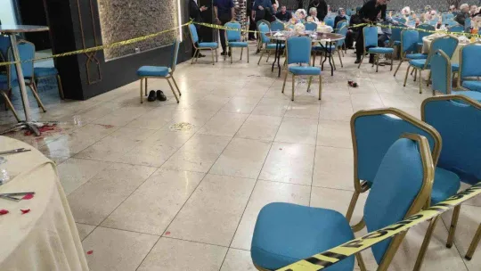 Düğünde yeğenine kurşun yağdırdı