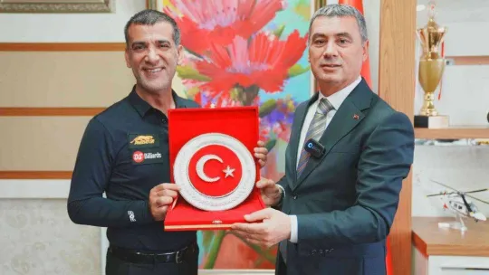 Dünya 3 Bant Bilardo Şampiyonu Taşdemir: 'Mutluyum, gururluyum ve onurluyum'