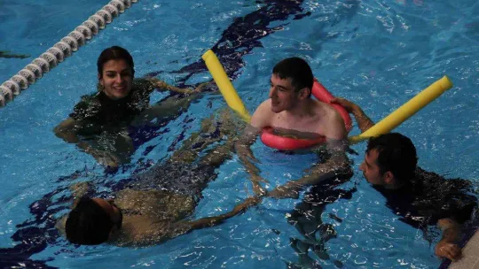 Dünya Engelliler Gününde engelleri dalışla aştılar