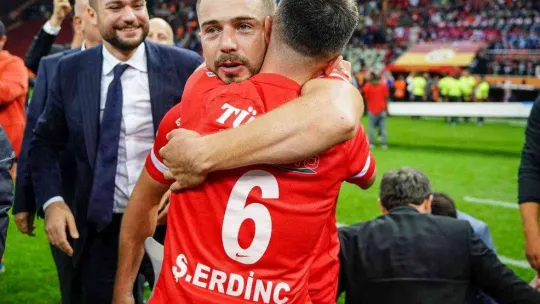 Dünya Kupası, Ampute Futbol Milli Takımı'nın ellerinde yükseldi