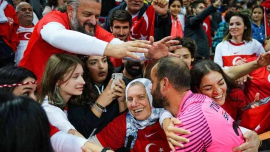 Dünya Kupası, Ampute Futbol Milli Takımı'nın ellerinde yükseldi