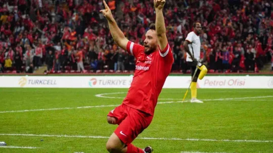 Dünya Kupası, Ampute Futbol Milli Takımı'nın ellerinde yükseldi