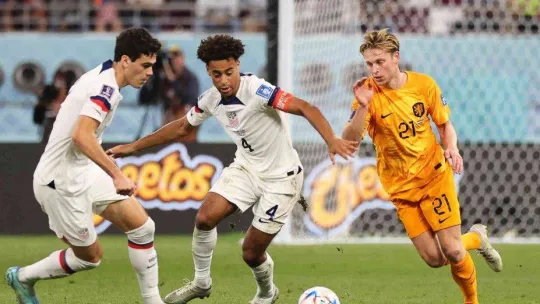 Dünya Kupası'nda ilk çeyrek finalist Hollanda