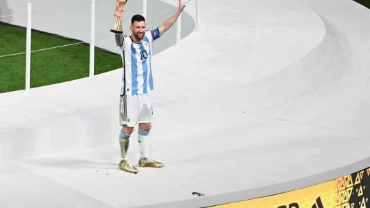 Dünya Kupası'nın en iyileri ödüllerini aldı