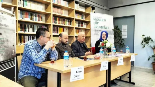 Dünya şairleri liselerde şiiri konuştu