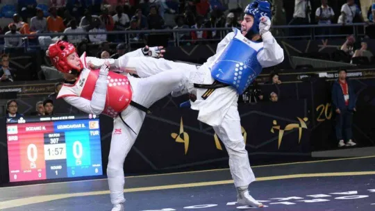 Dünya Taekwondo Şampiyonası'nda 2 milli sporcu madalya mücadelesi verecek