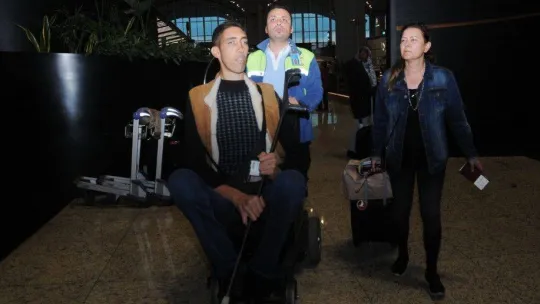 Dünyanın en uzun insanı Sultan Kösen Londra'ya gitti