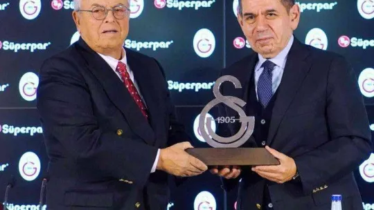 Dursun Özbek: 'Finansal yapıya dikkat ederek transfer yapacağız'