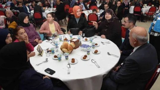 Dursunbey'de 3 Aralık Buluşması Gerçekleşti