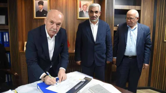 Dursunbey OSB'de ilk fabrika ruhsat aldı