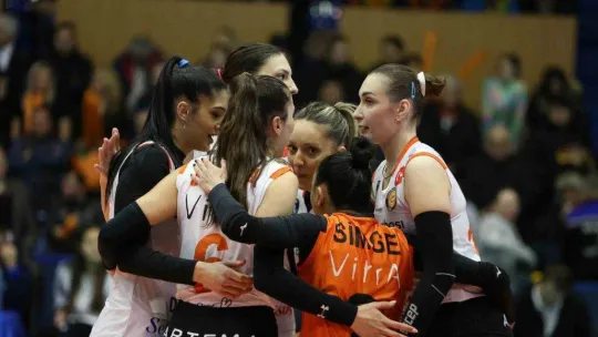 Eczacıbaşı Dynavit, Romanya'dan galibiyetle dönüyor