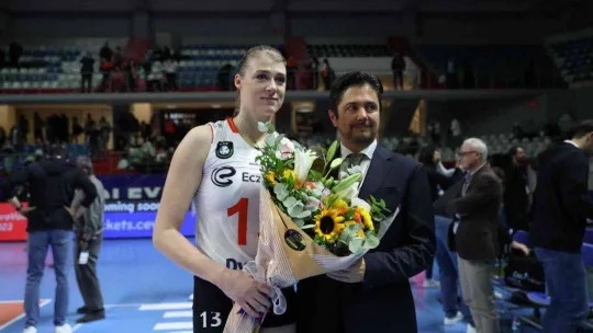 Eczacıbaşı Dynavit, Şampiyonlar Ligi'ne galibiyetle başladı