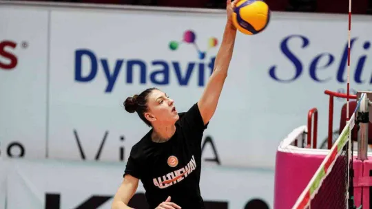 Eczacıbaşı Dynavit, Sarıyer Belediyespor hazırlıklarına devem ediyor