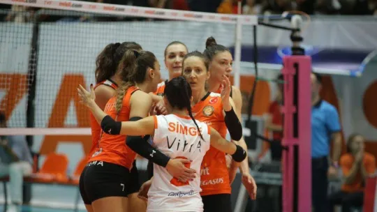 Eczacıbaşı Dynavit, sezonun ikinci galibiyetini aldı