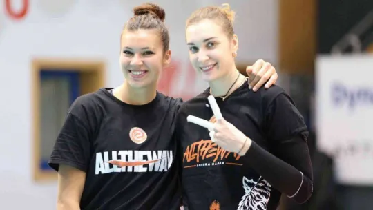 Eczacıbaşı Dynavit, sezonun ilk maçını derbiyle açıyor