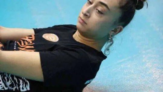 Eczacıbaşı Dynavit, sezonun ilk maçını derbiyle açıyor