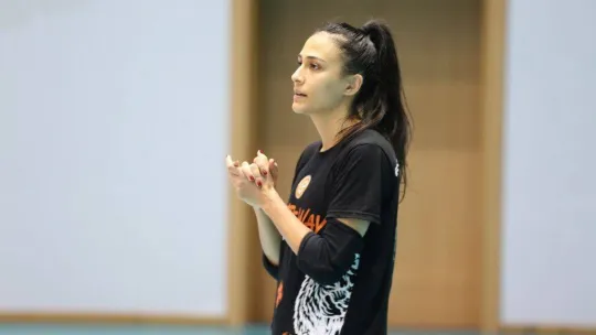 Eczacıbaşı Dynavit, Vakıfbank'ı konuk ediyor