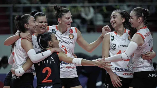 Eczacıbaşı Dynavit, Vakıfbank'ı konuk ediyor