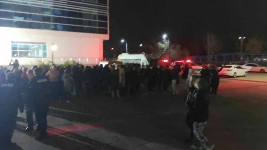 Edirne'de 'çök-kapan-tutun' tatbikatı gerçekleştirildi