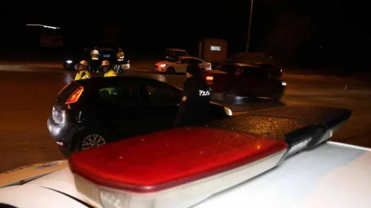 Edirne'de alkollü sürücülerin ehliyetlerine el konuldu