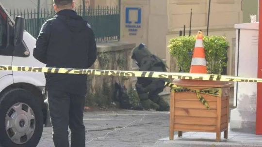 Edirne'de bomba paniği: Şüpheli çantadan kıyafet çıktı