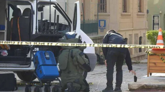 Edirne'de bomba paniği: Şüpheli çantadan kıyafet çıktı