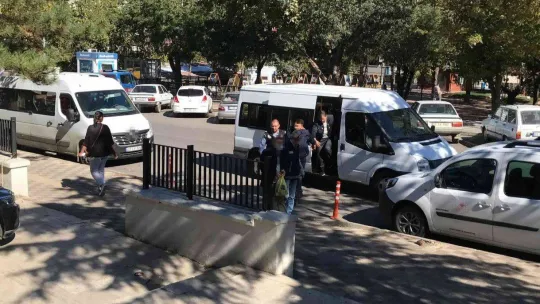 Edirne'de Fetö operasyonu: 4 şüpheli gözaltına aldı