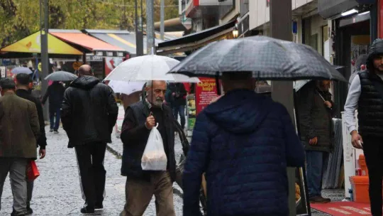 Edirne'de haftalar sonra yağmur yağışı başladı