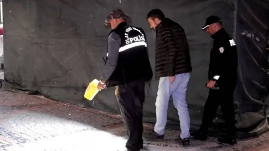 Edirne'de husumetliler arasında silahlı kavga: 1 yaralı