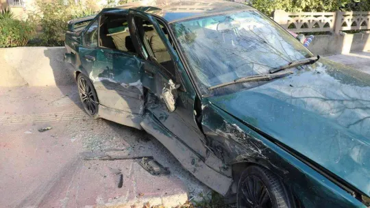 Edirne'de iki araç çarpıştı: 3 yaralı