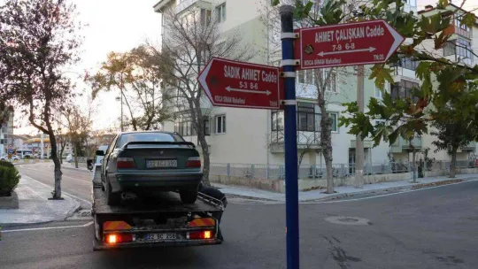 Edirne'de iki araç çarpıştı: 3 yaralı