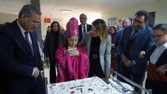 Edirne'de özel öğrenciler unutulan kültürümüzü yaşatarak gönüllerince eğlendi