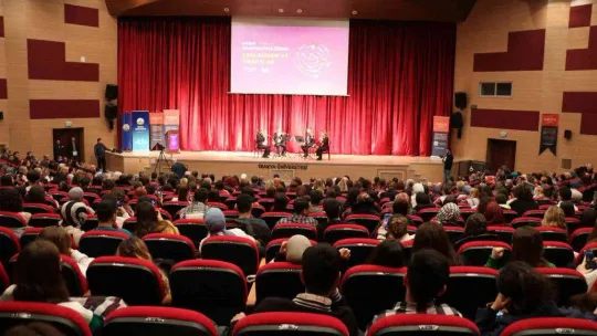 Edirne'de panelde kadınlar el emeği ürünlerini tanıttı