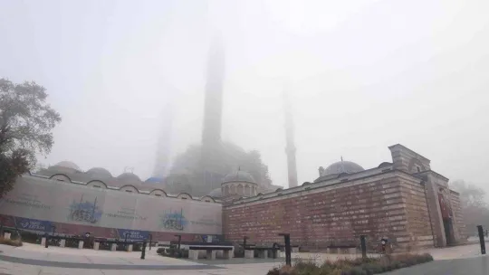 Edirne'de sis nedeniyle tarihi simgeler gözden kayboldu