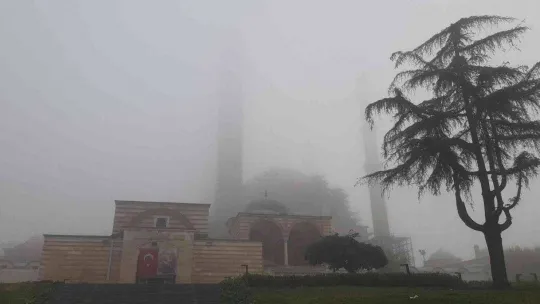 Edirne'de sis nedeniyle tarihi simgeler gözden kayboldu